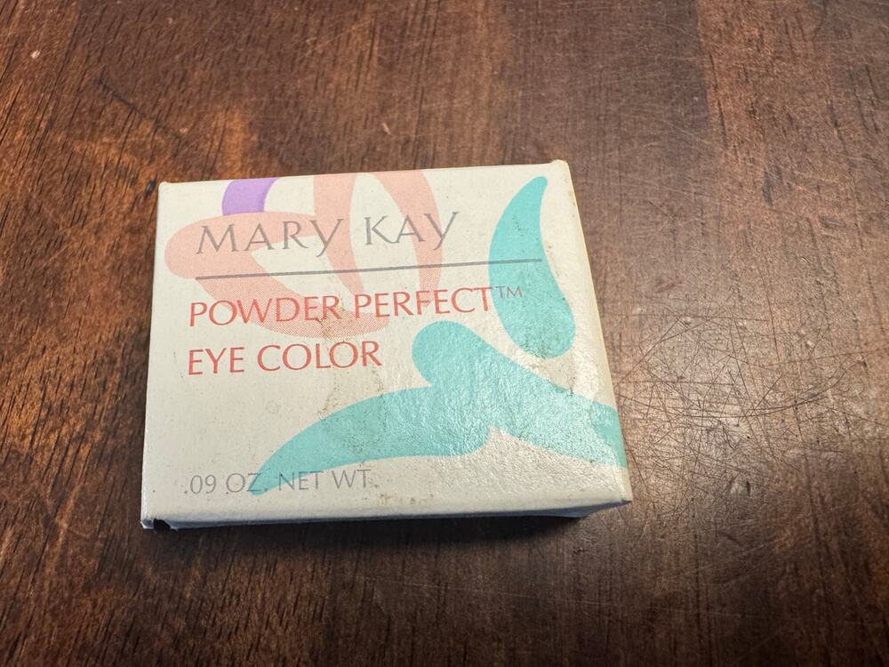 Vintage Mary Kay Whisper Pink 4982 Powder Perfect Eye Color New in Box